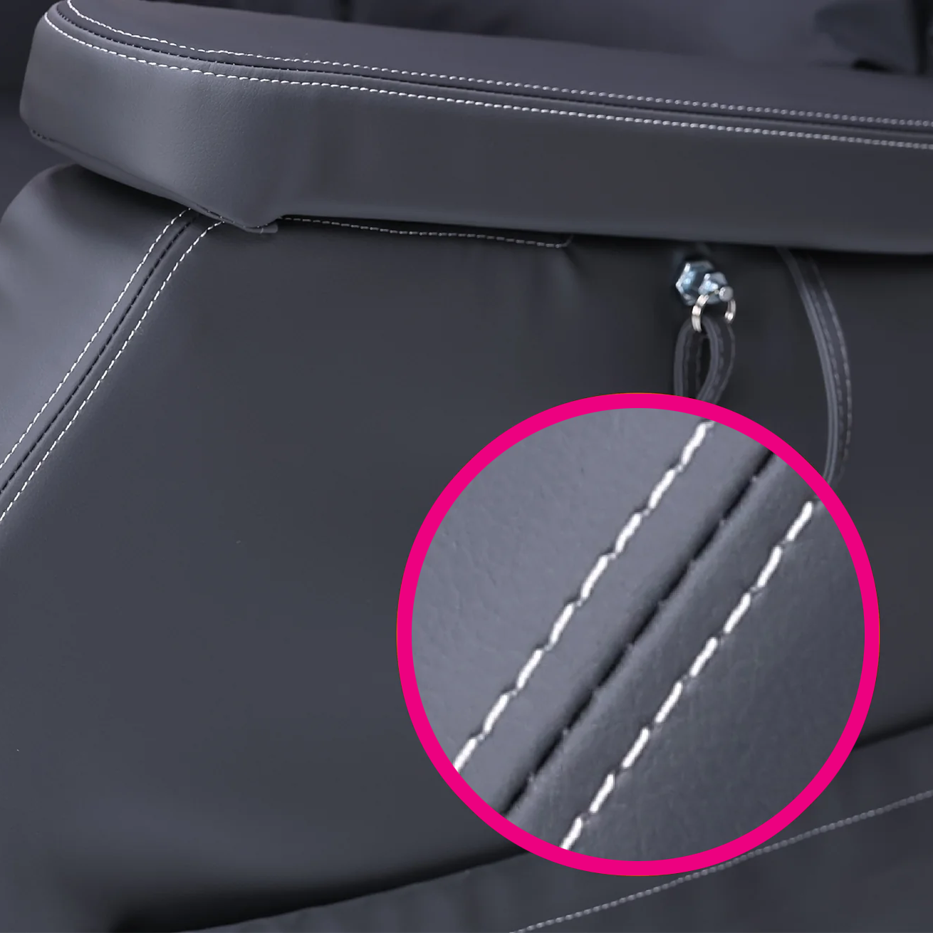Configura Comfort Black 2026 Stitching Detail