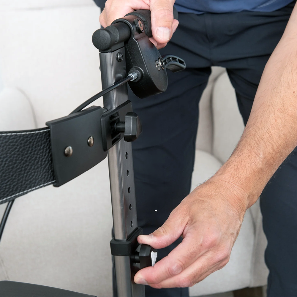 Stander HD Rollator Lifestyle 05